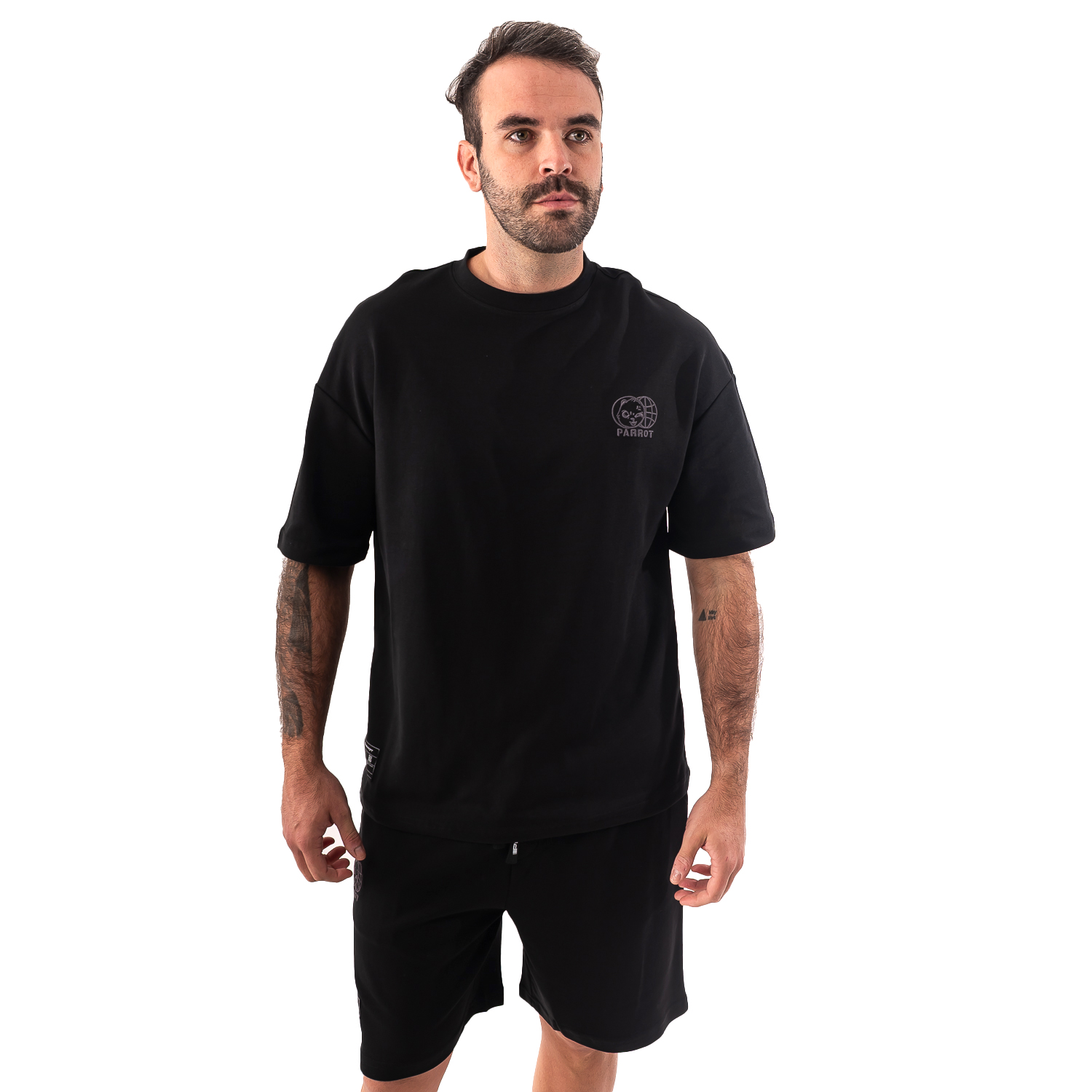 CONJUNTO POLERA CON SHORT PARROT - 1