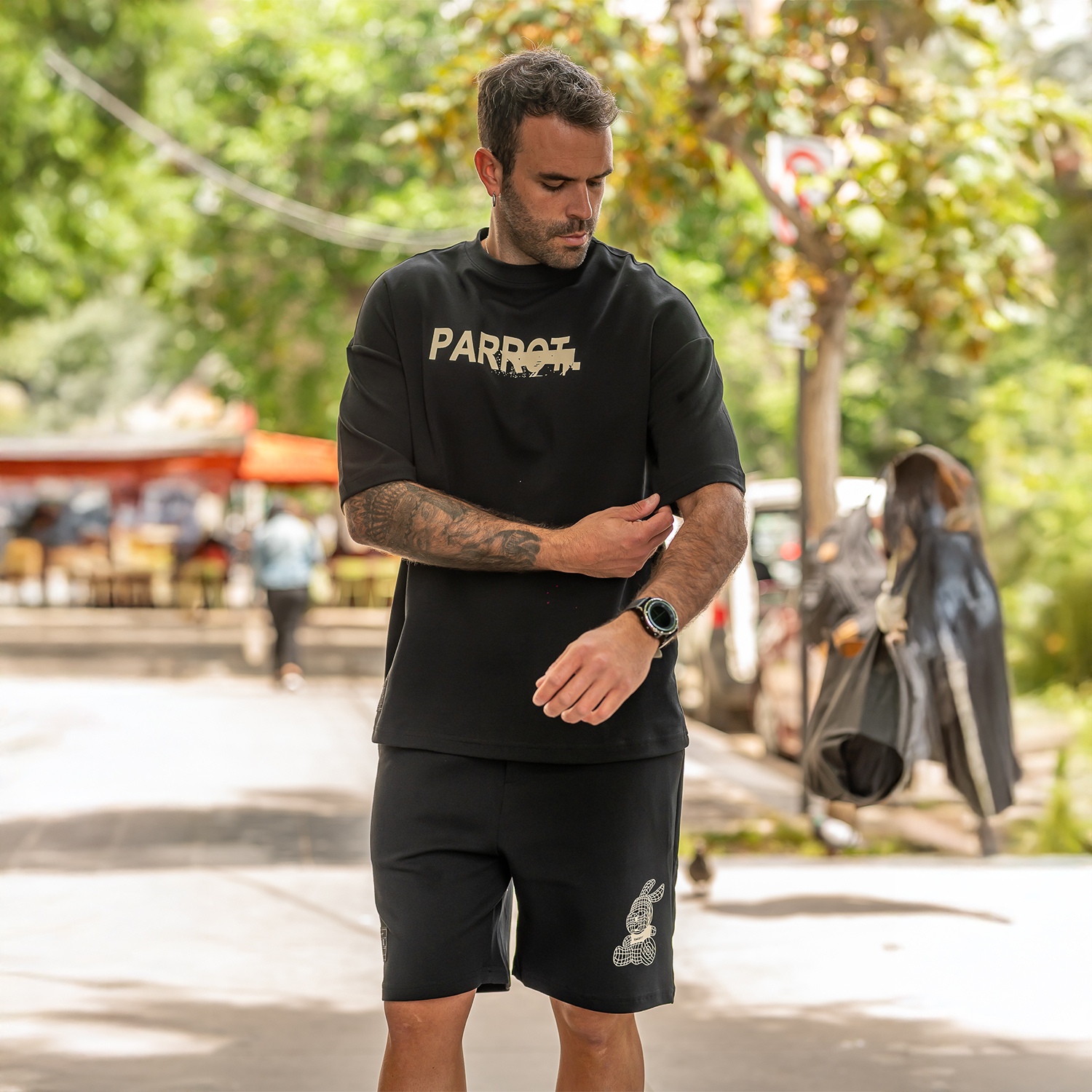 CONJUNTO POLERA CON SHORT PARROT - 4