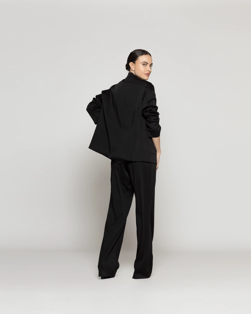 CHAQUETA MUJER TIPO BLAZER CLARISSA SEMIFORMAL NEGRA LINEATRE - 4