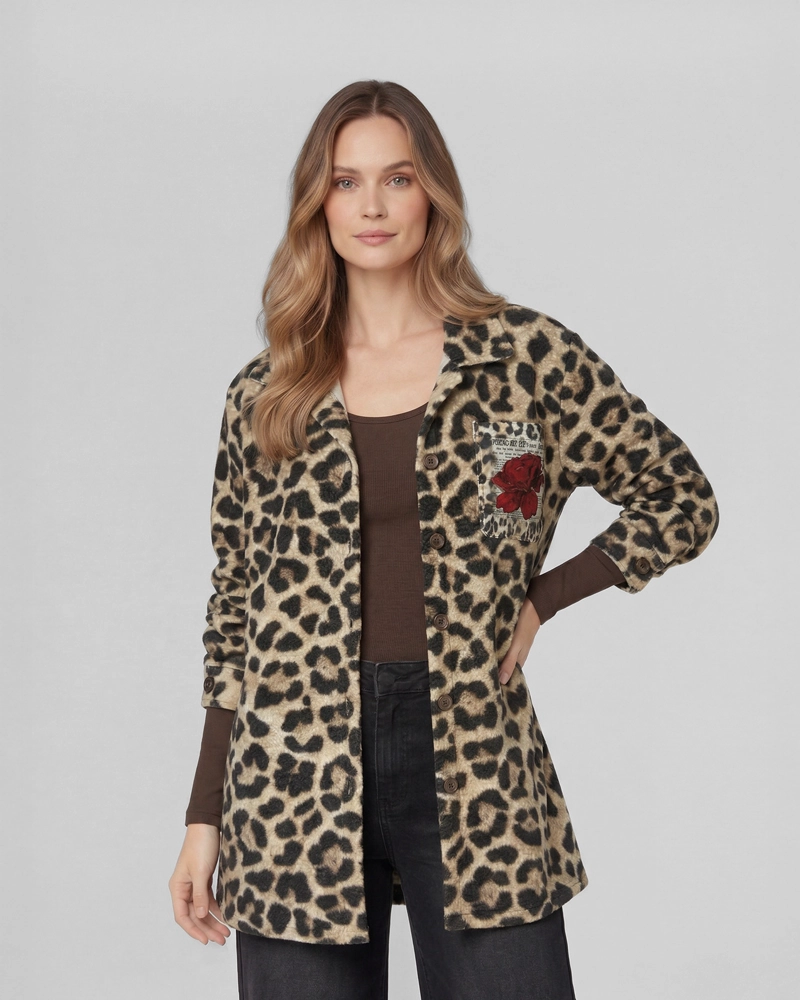 ABRIGO MUJER LIA RELAXED CUELLO TIPO CAMISA MANGA SUELTA LEOPARDO LINEATRE - 1