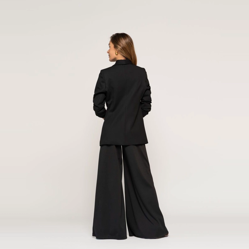 BLAZER NEGRO CRUZADO OVERSIZE CON SOLAPA LUDOVICA - 2
