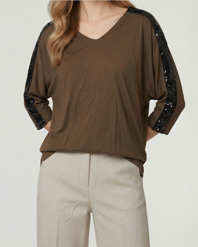 POLERON MUJER MONTSERRAT RELAXED CUELLO EN V MANGA CAIDA CHOCOLATE LINEATRE - 3