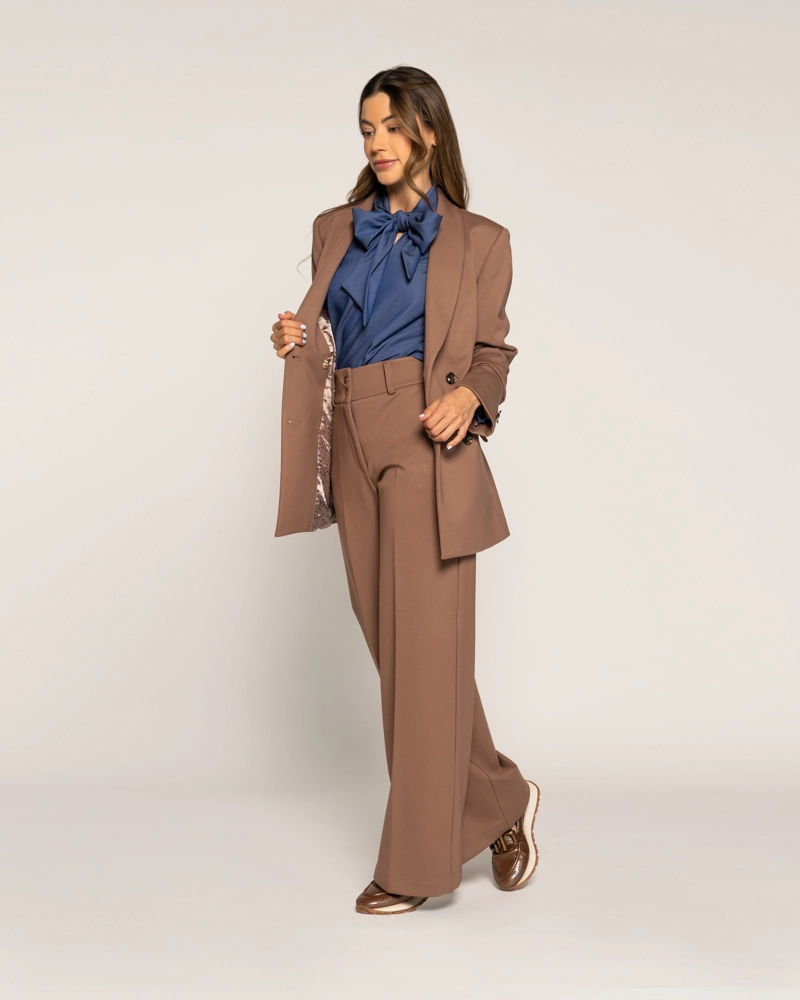 BLAZER MIRIAM MOKA CUELLO SOLAPA CRUZADA MANGA LARGA AJUSTADA PUÑO AJUSTADO MUJER - 3