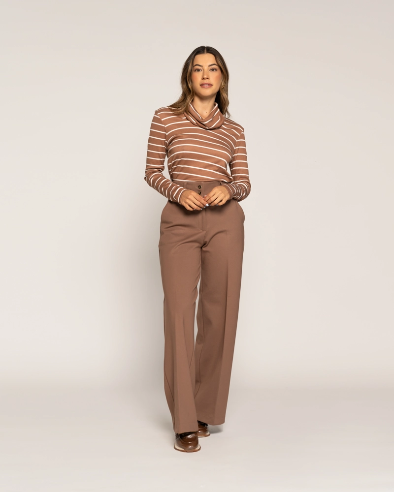 POLERA TOMASA MOKA CUELLO SUELTO MANGA LARGA AJUSTADA PUÑO AJUSTADO MUJER - 1