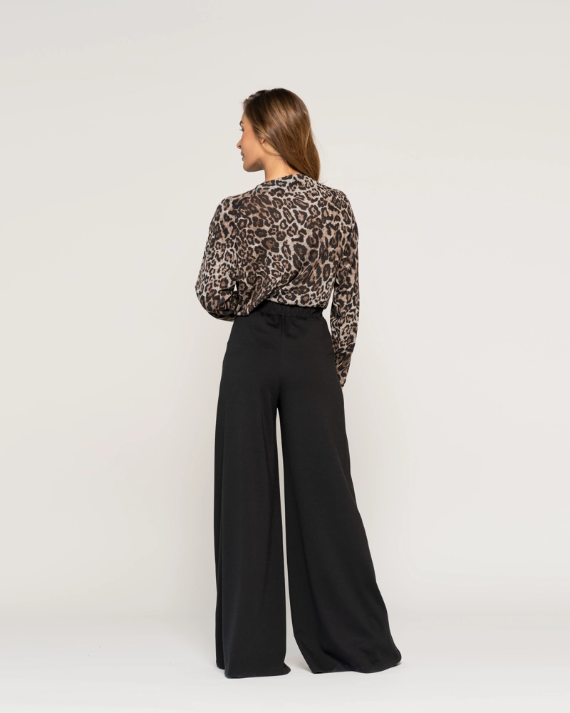 POLERA MERCEDES ANIMAL PRINT AJUSTADA CUELLO ALTO MANGA LARGA LUDOVICA - 3