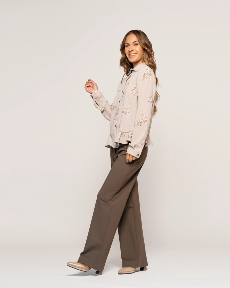 BLUSA GLORIA BEIGE FLUIDA CUELLO V MANGA LARGA LUDOVICA - 2