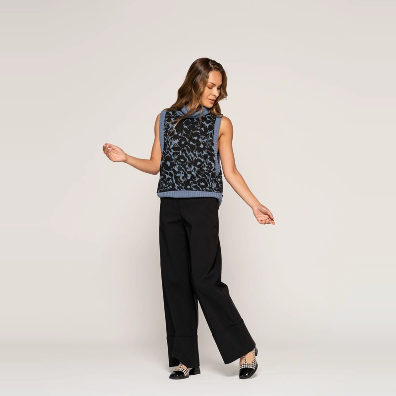 SWEATER LUCIA INDIGO Y NEGRO RELAXED FIT SIN MANGAS LUDOVICA - 1