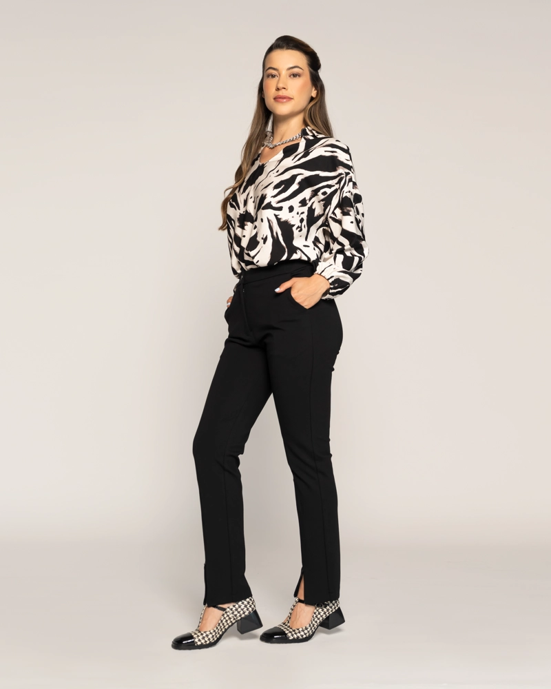 BLUSA ADRIANA NEGRO CUELLO EN V TIPO CAMISA MANGA LARGA GLOBO SIN PUÑO MUJER - 3