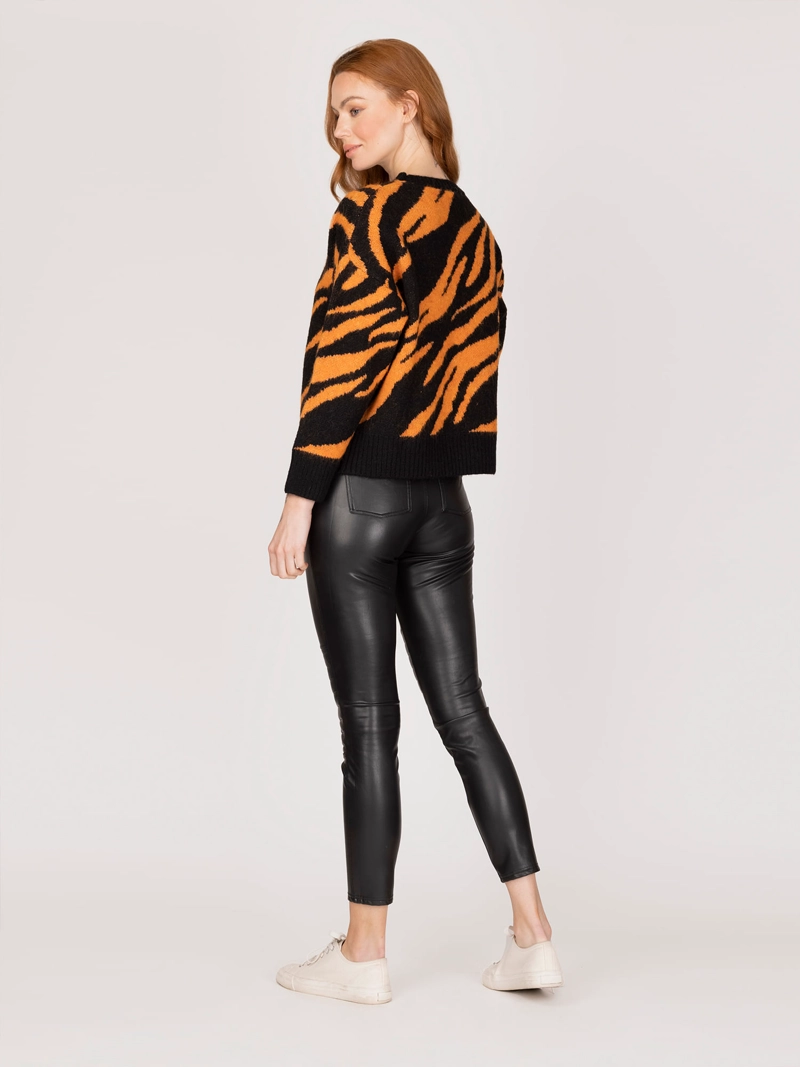 SWEATER NARANJA ANIMAL PRINT - 4