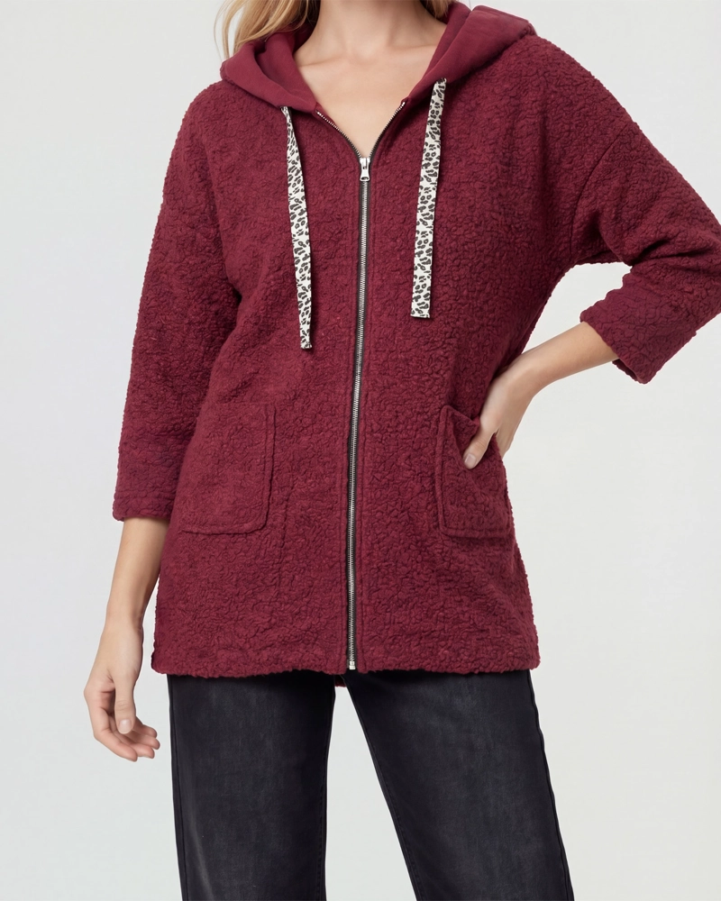 ABRIGO MUJER CAMILA RELAXED FIT CUELLO EN V MANGA CAIDA VINO LINEATRE - 1