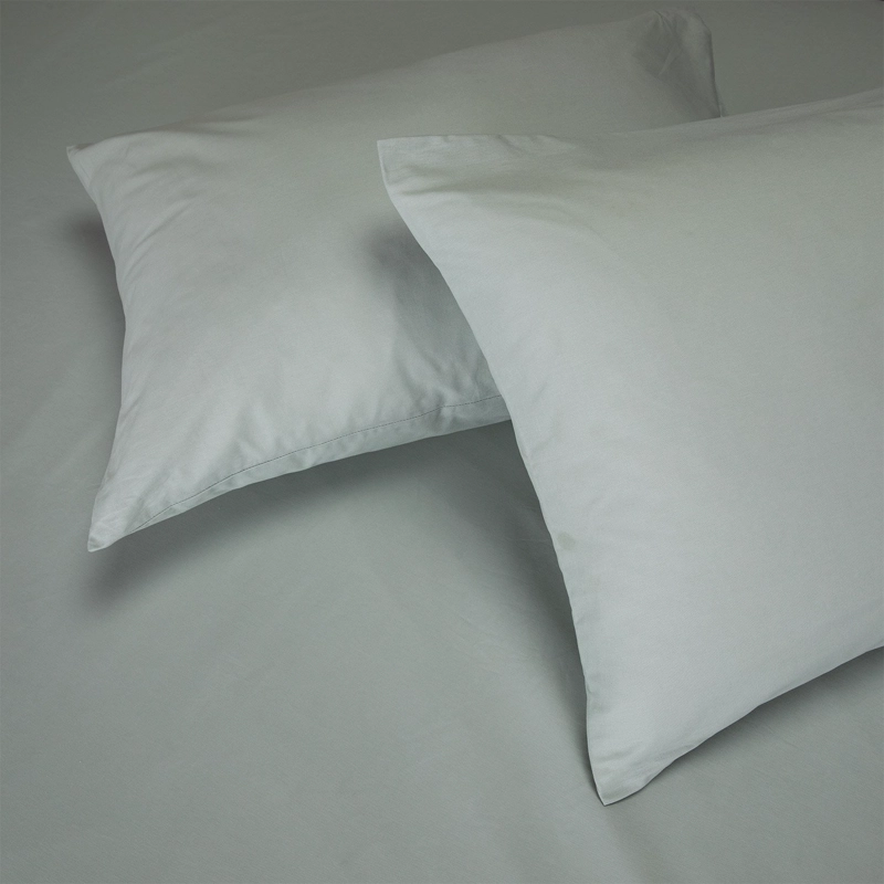 SET CUBREPLUMON + SABANA BAJERA + 4 FUNDAS ALMOHADA IRMA KING - 9