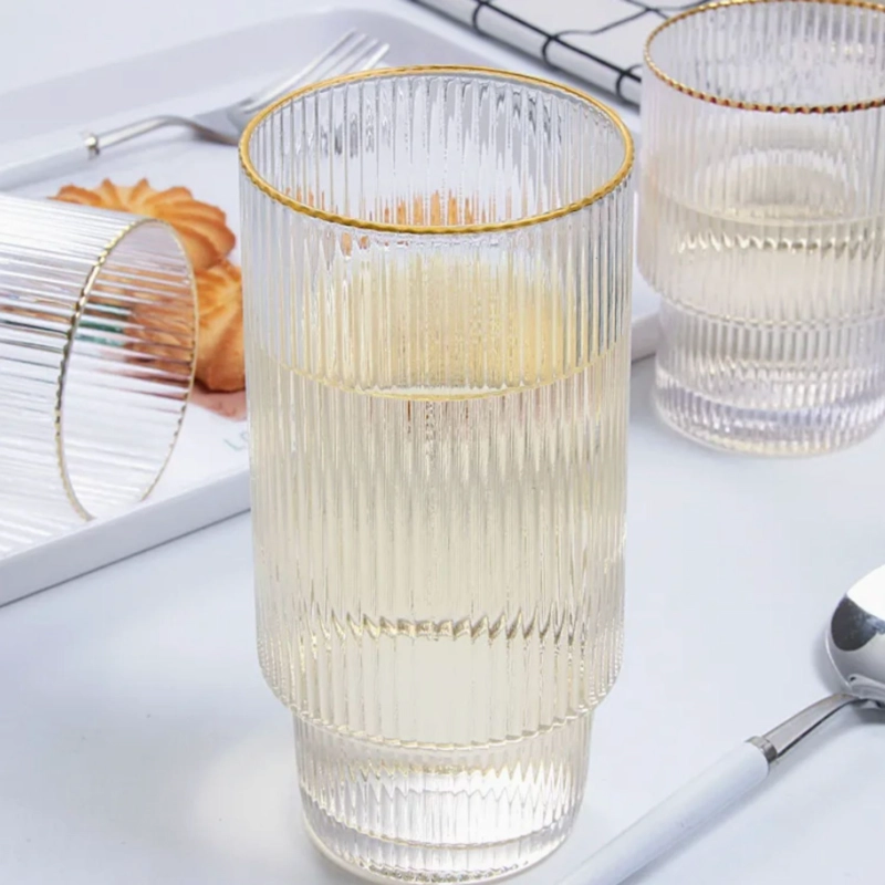 JUEGO DE JARRA DE VIDRIO Y 4 VASOS ESTILO EUROPEO DORADO - 6