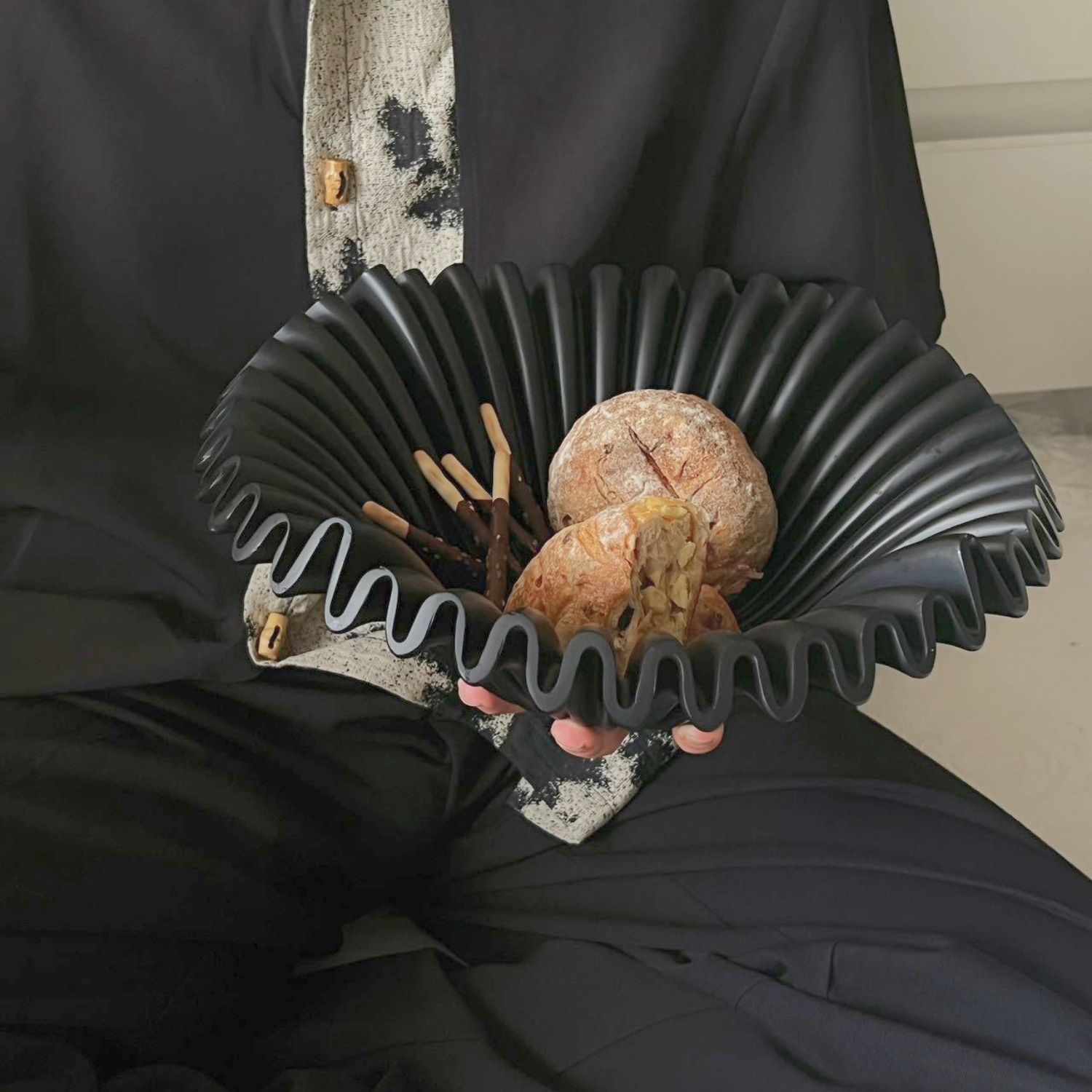 FUENTE ESTILO FRUTERO CERAMICA SHELL NEGRO - 3