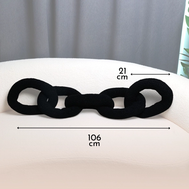 COJIN DECORATIVO DE TELA CON DISEÑO DE CADENA NEGRO - 7