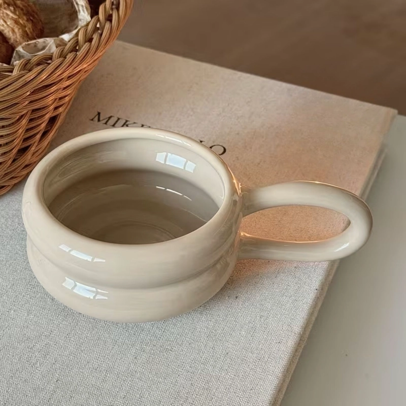 TAZA DE CERAMICA PARA CAFE  Y TE  BUBBA CREME 250 ML - 1