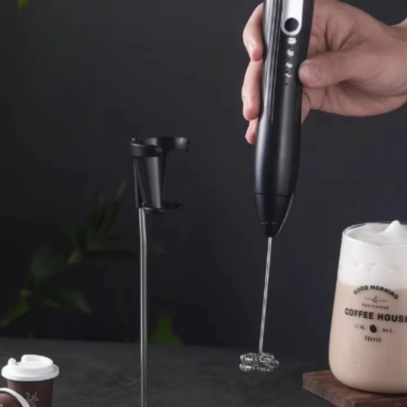 ESPUMADOR BATIDOR DE LECHE Y CAFE  INALAMBRICO CON SOPORTE - 2