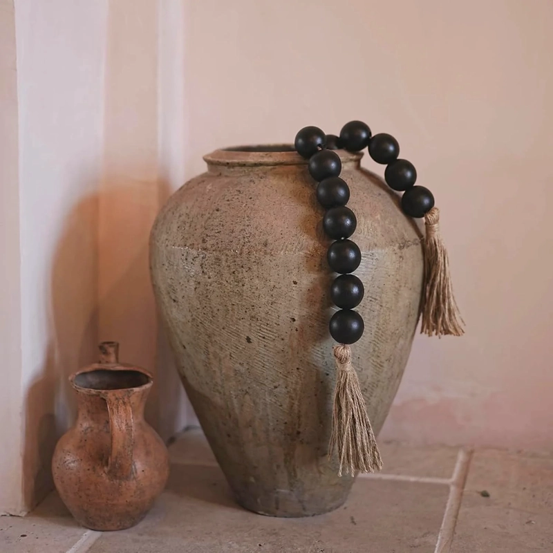 GUIRNALDA ROSARIO DE MADERA NEGRA PARA DECORACION DE CENTRO DE MESA - 2