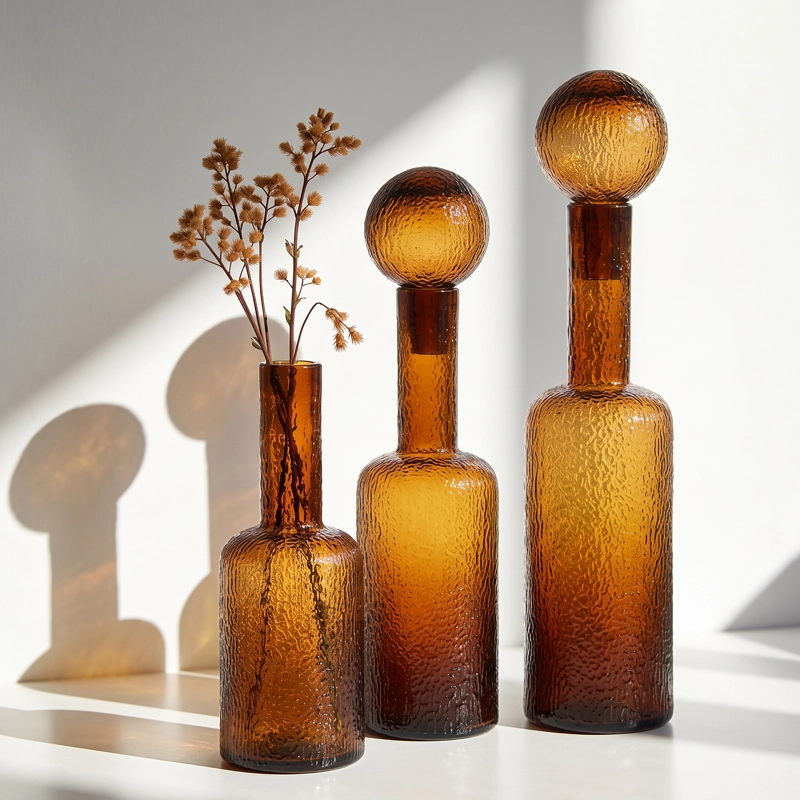 SET DE BOTELLAS DECORATIVAS VIDRIO AMBAR ESTILO VINTAGE WARM JAPANDI NORDICO - 5