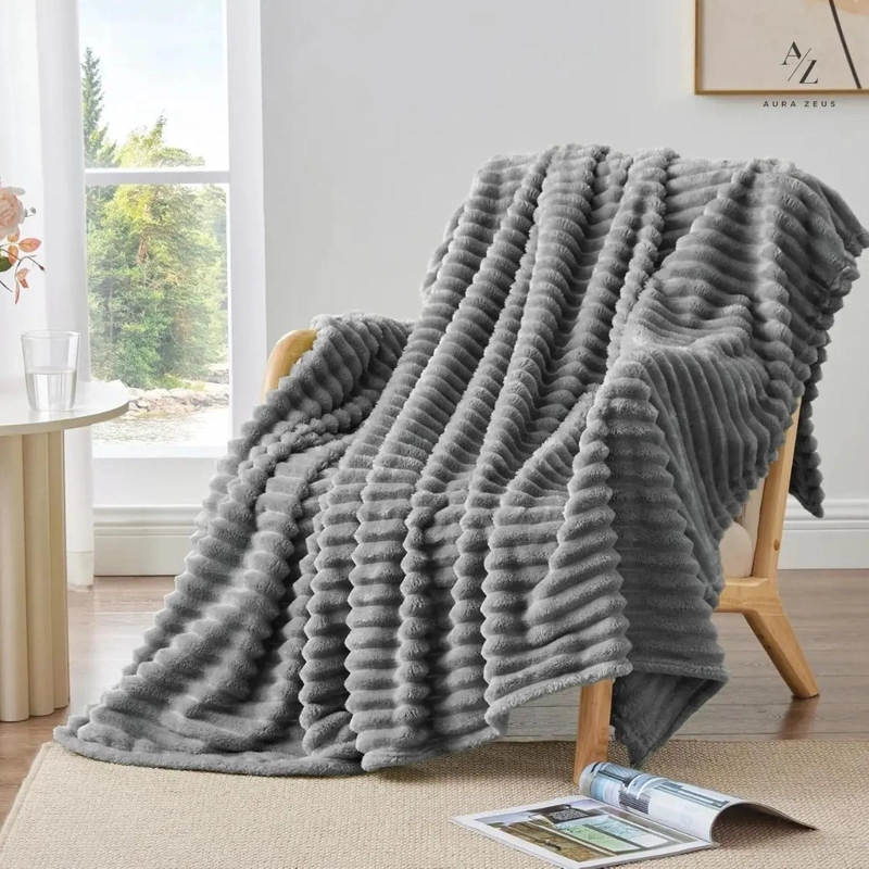 FRAZADA MANTA PIECERA 130 X 150 CM TERMICA SHERPA POLAR GRIS - 6