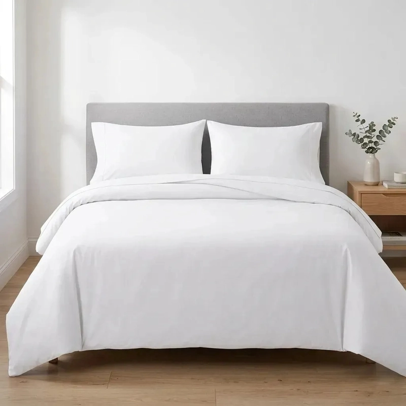 FUNDA PLUMON KING + SABANA BAJERA + 2 FUNDAS DE ALMOHADA 280X250 CM BLANCO - 1