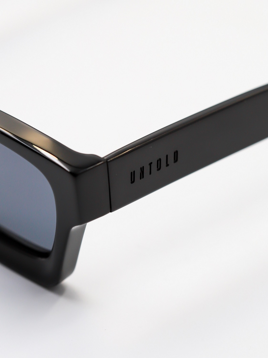 LENTES DE SOL MICENAS BLACK - UNTOLD - 6