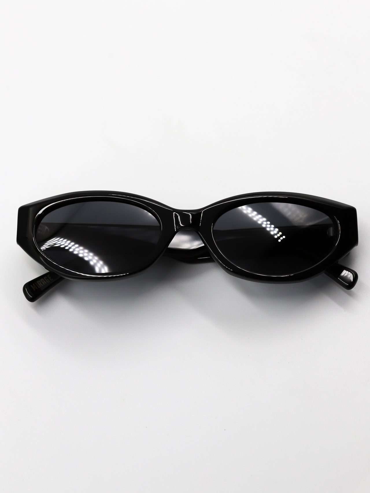 LENTES DE SOL MIRAGE BLACK - UNTOLD - 11