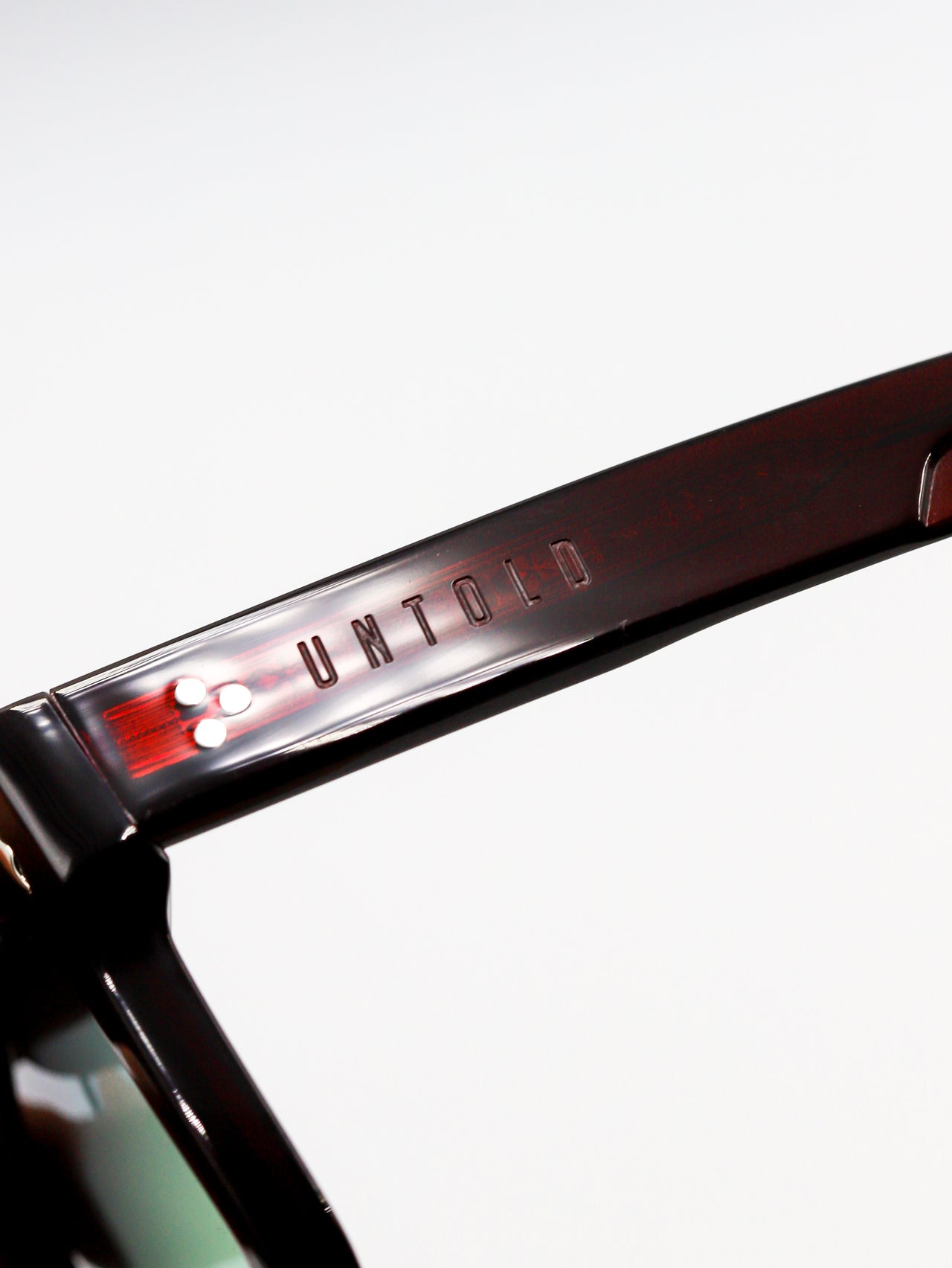 LENTES DE SOL ATLAS DARK RED - UNTOLD - 4