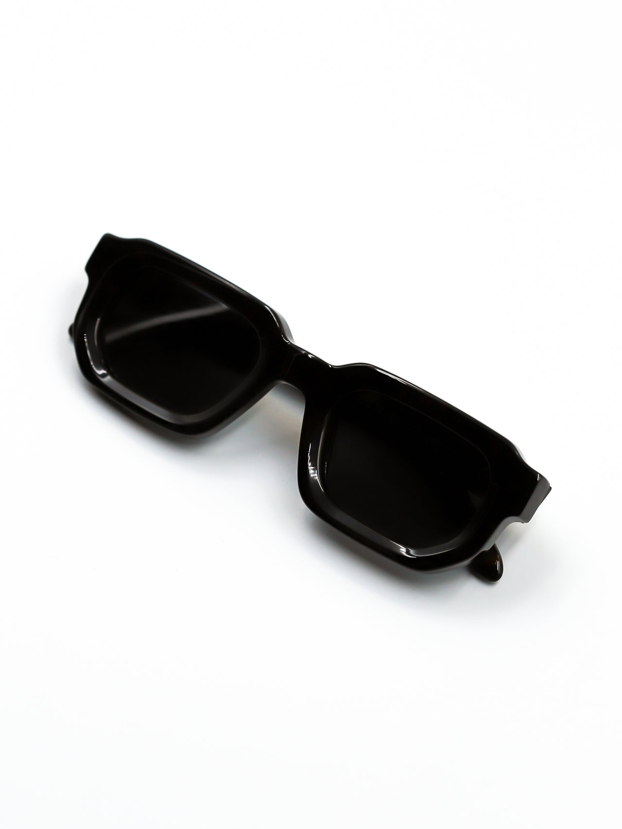 LENTES DE SOL HERMES DARK TIGRIS - UNTOLD - 5