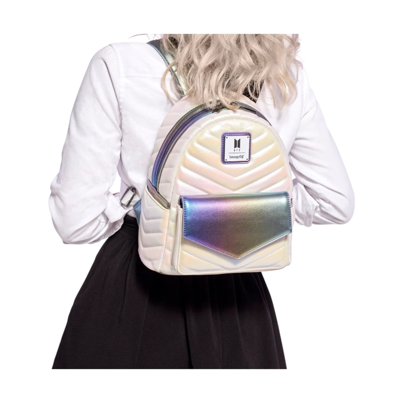 MOCHILA LOUNGEFLY MUJER FUNKO POP BTS IRIDESCENT QUILTED - 2