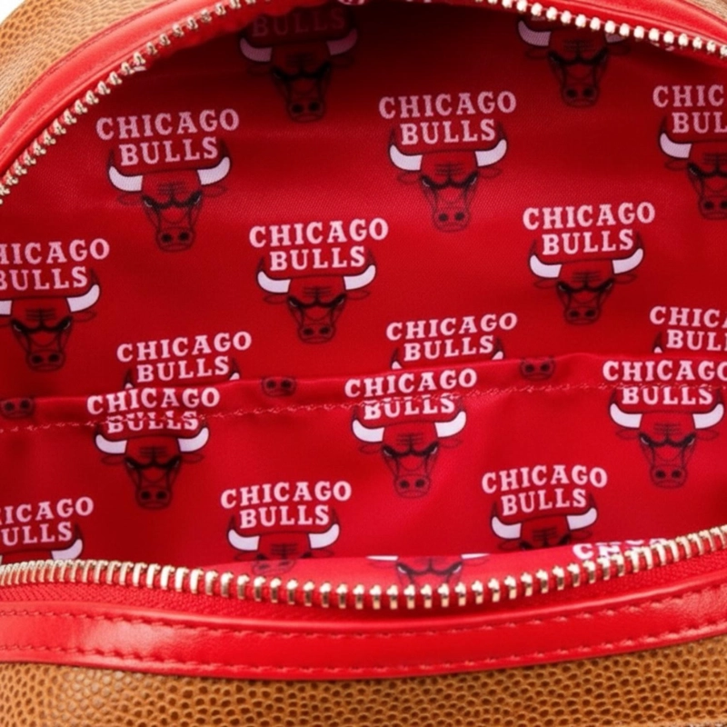 MOCHILA LOUNGEFLY HOMBRE NBA CHICAGO BULLS LOGO - 4