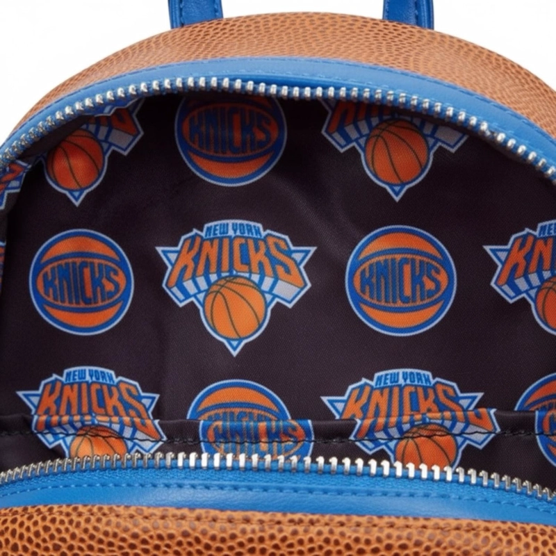 MOCHILA LOUNGEFLY HOMBRE NBA KNICKS BASKETBALL LOGO - 4