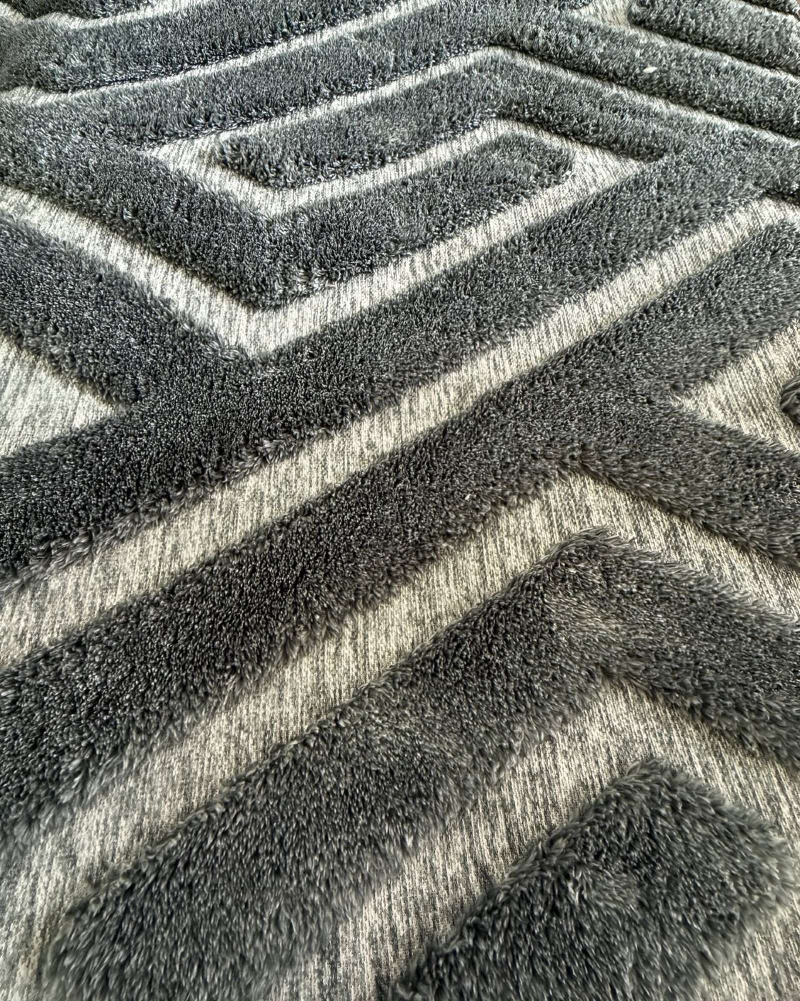 ALFOMBRA LIVING COMEDOR DISEÑO GEOMETRICO 160X200CM GRIS OSCURO - 4
