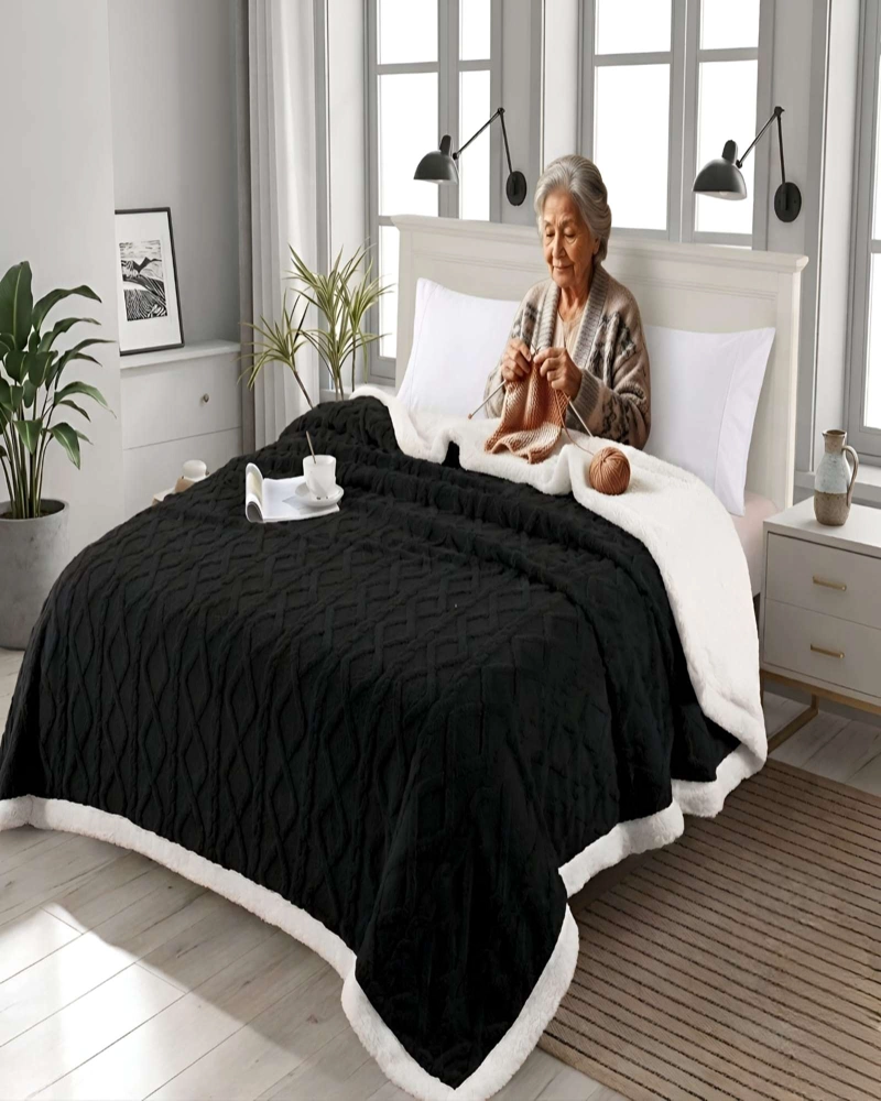FRAZADA SHERPA ULTRA SUAVE CON RELIEVE DE DIAMANTES 2 PLAZAS - 4