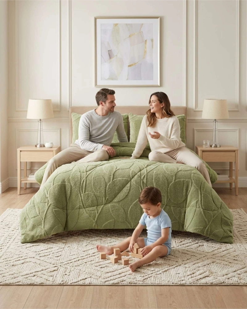 CUBRECAMA PLUMON SHERWOOD DE 2 PLAZAS CON FUNDAS DE ALMOHADA - 1