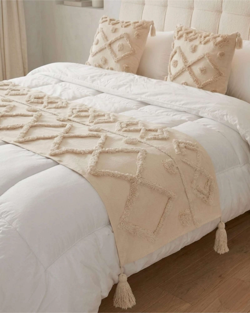 SET PIECERA DE CAMA BOHO CON DOS FUNDAS COJIN BORDADO - 5