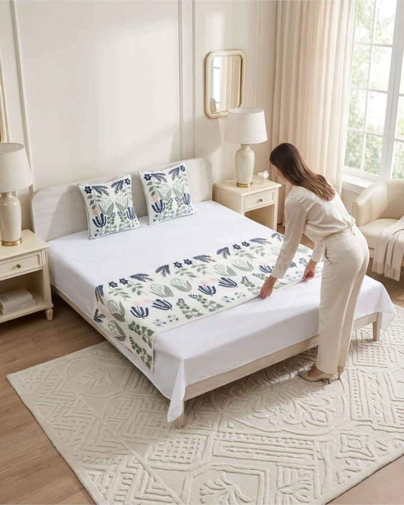 PIECERA MANTA DE CAMA TEXTURIZADA CON BORDADO BOTANICO - 1