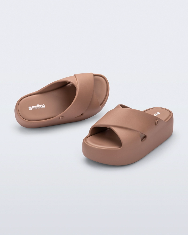 SANDALIA MELISSA FREE CROSS MARRON - 3