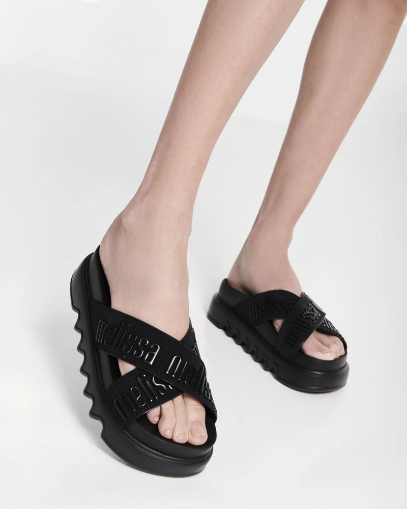 SANDALIA MELISSA CROSS M LOVER NEGRO - 2