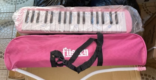 MELODICA 37 NOTAS FUSSEN + ESTUCHE + BOQUILLA COLOR ROSA - 3