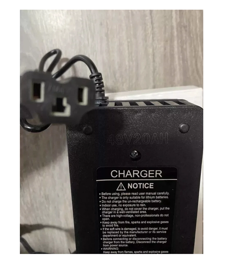 CARGADOR PARA MOTO ELECTRICA - 3