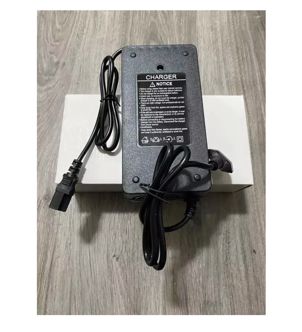 CARGADOR PARA MOTO ELECTRICA - 4