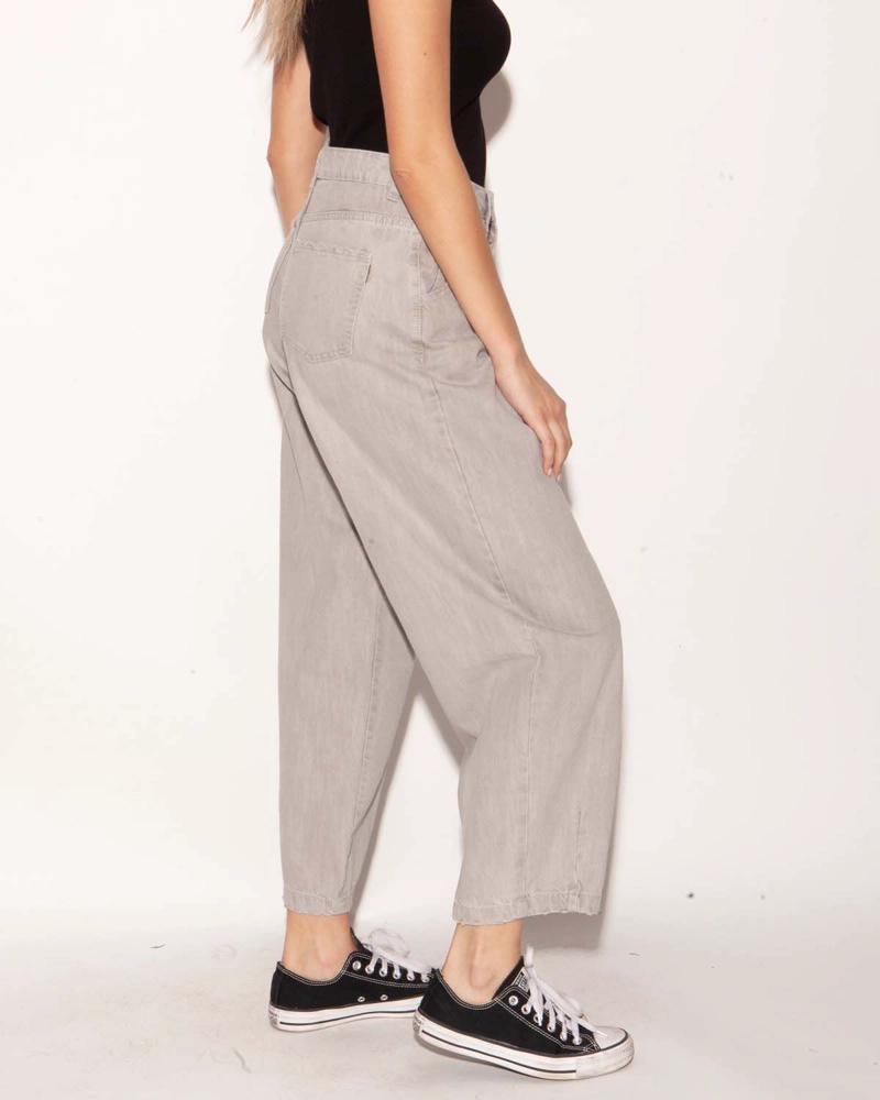 JEANS GLOBO BIA GRIS MOMCHIC GRIS - 3