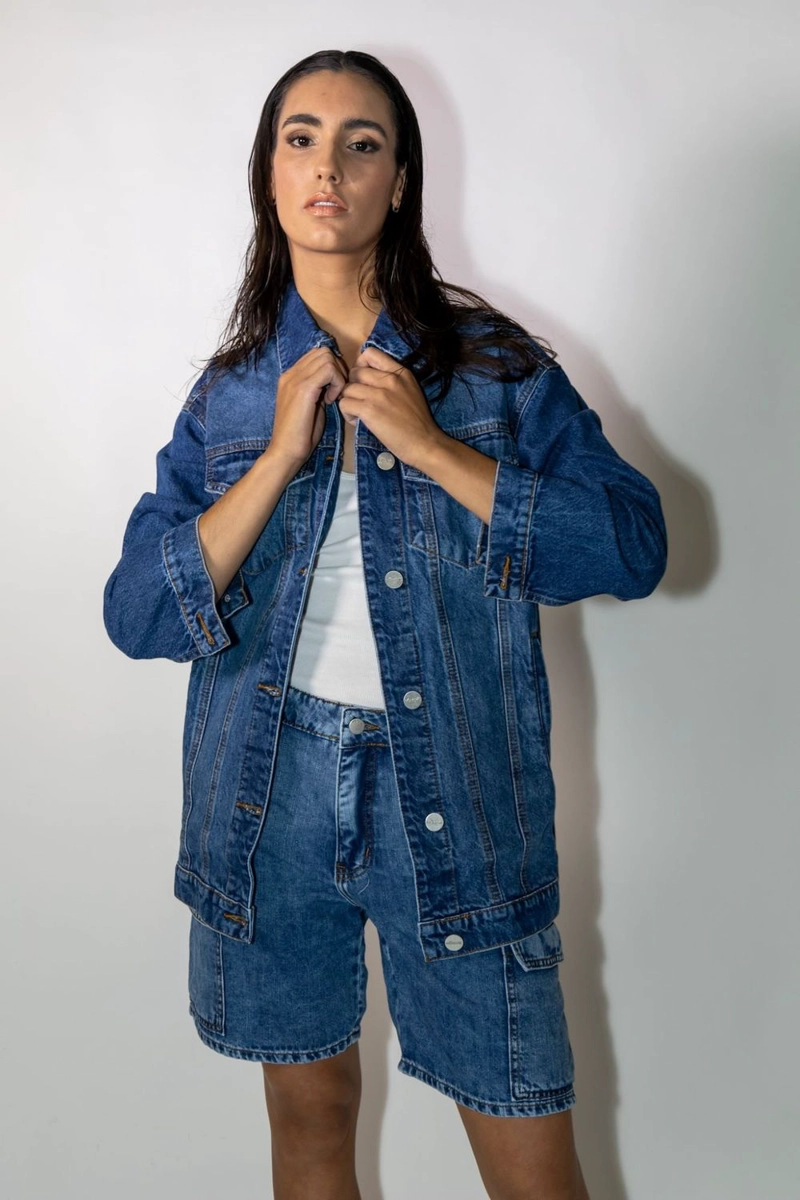 CHAQUETA  OVER SIZE RECTA AZUL MOMCHIC AZUL - 1