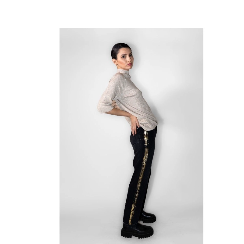 JEANS TOKIO FRANJA DORADA MOMCHIC NEGRO - 2