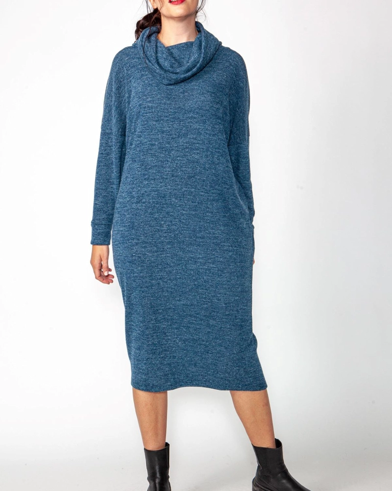 VESTIDO CECILIA PETROLEO MOMCHIC TURQUESA - 1
