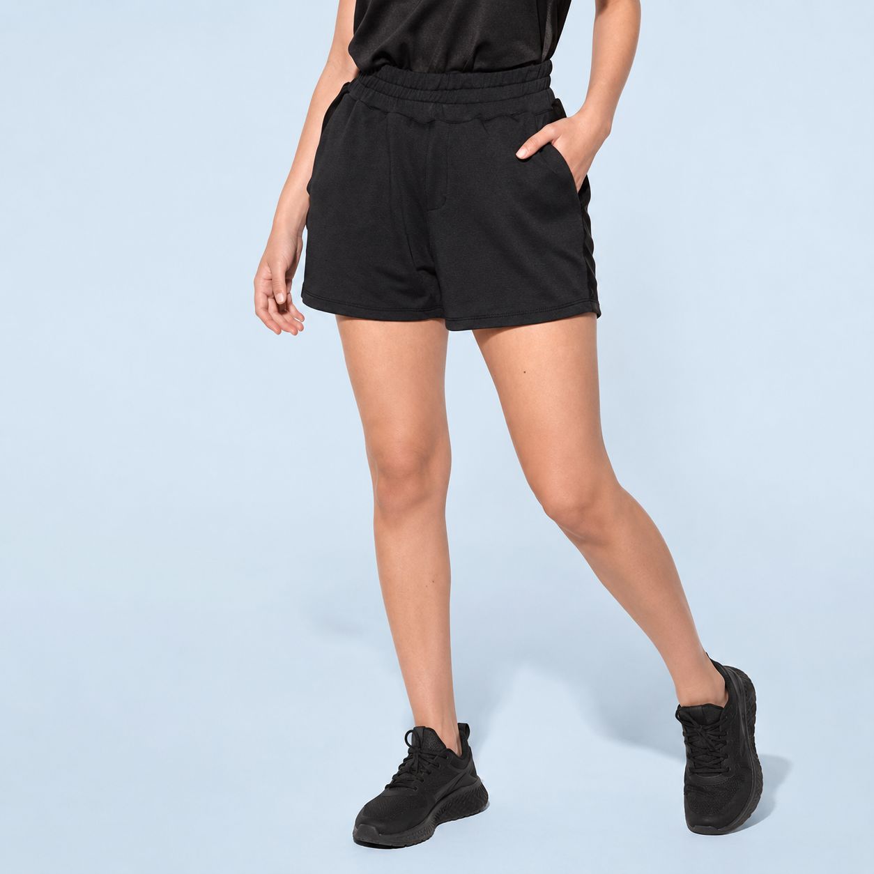 SHORT PIERA MOMCHIC NEGRO - 1