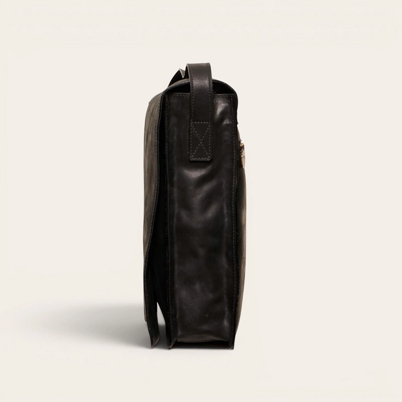 BANDOLERA BOLSO DE CUERO UNISEX LAUTARO OLKI - NEGRO - 6