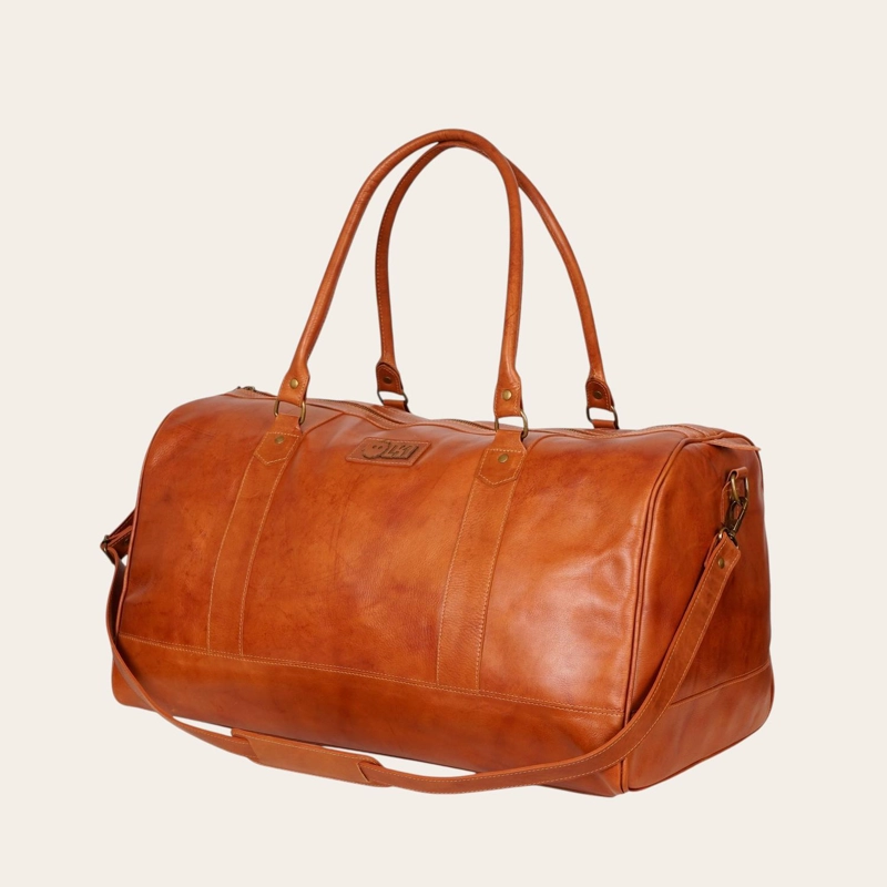 BOLSO DE VIAJE EN CUERO NATURAL FUTALEUFU OLKI - CURRY - 1
