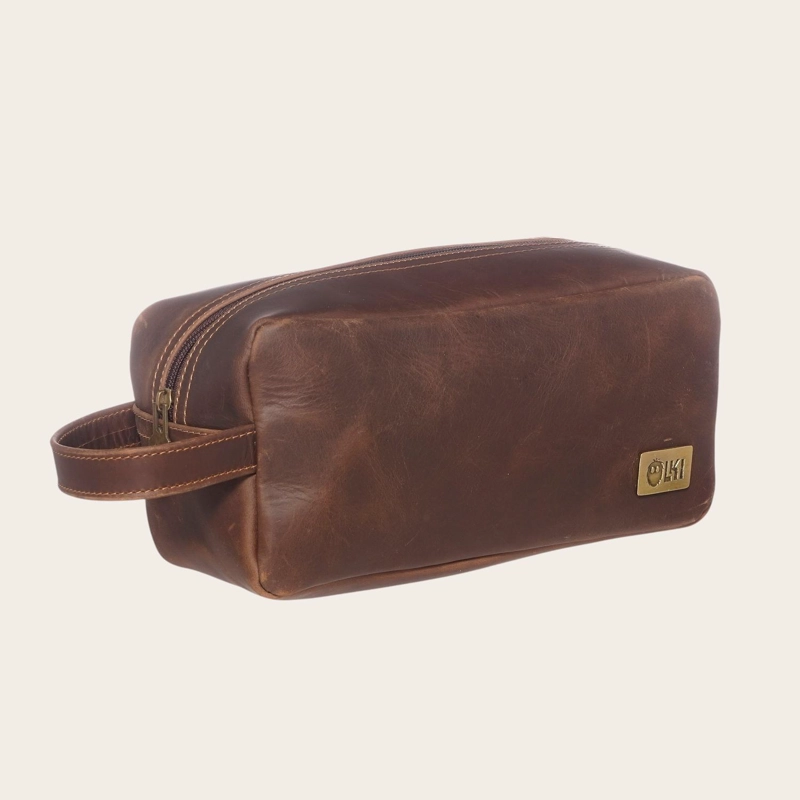 NECESER ESTUCHE DE CUERO UNISEX LOA OLKI - CAFE  OSCURO - 1