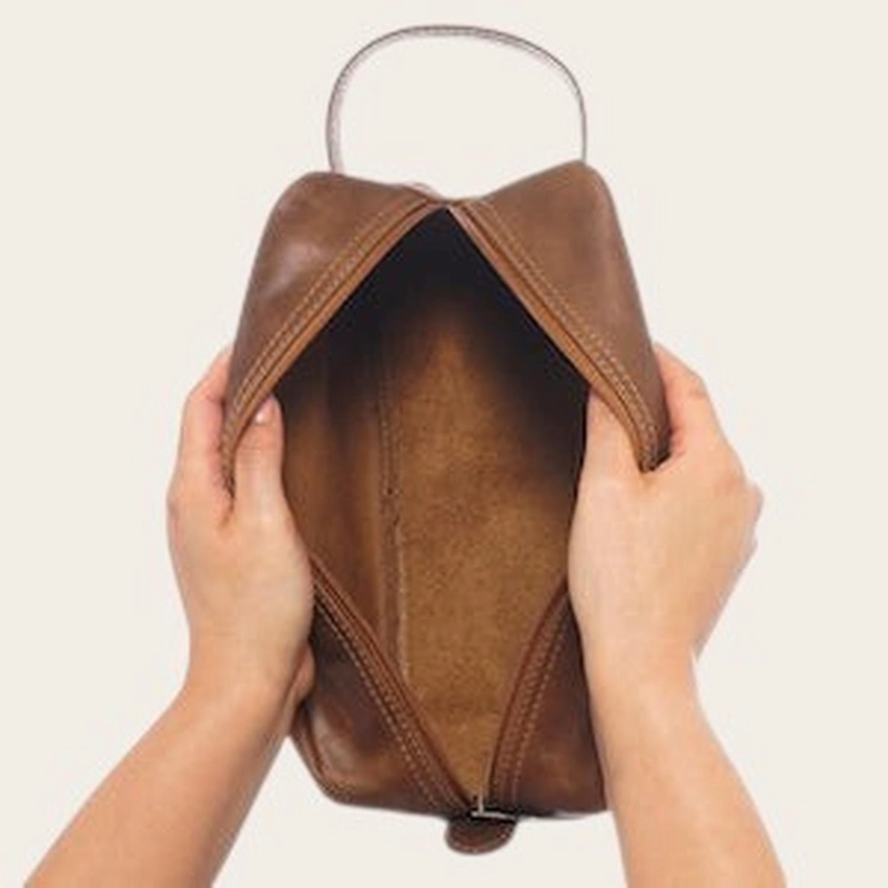 NECESER ESTUCHE DE CUERO UNISEX LOA OLKI - CAFE - 5